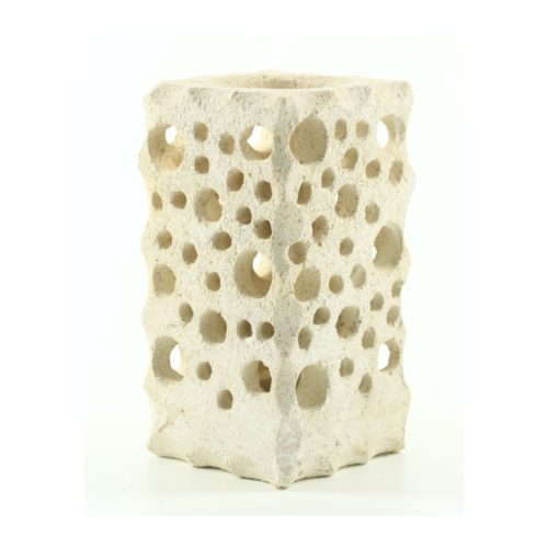 Lampada rettangolare con decorazione a fori